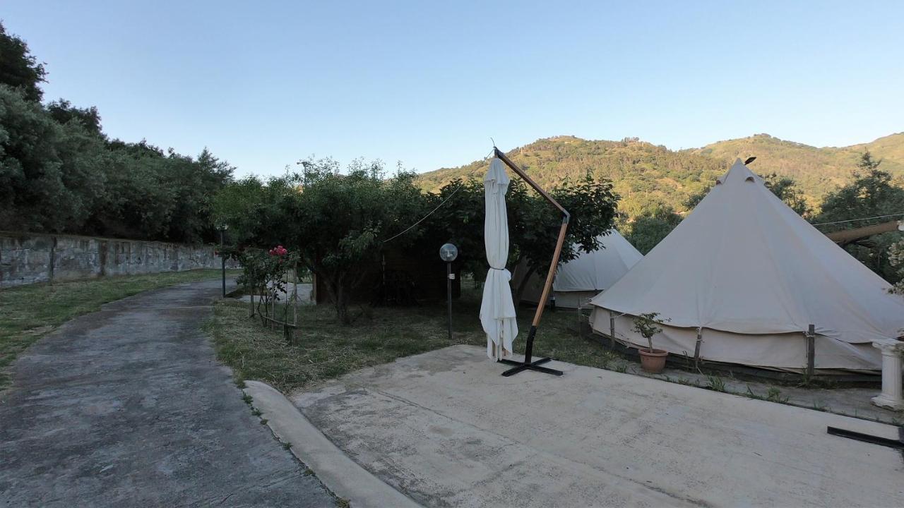 Gole Alcantara Mini Glamping Lanternavacanze Motta Camastra Buitenkant foto