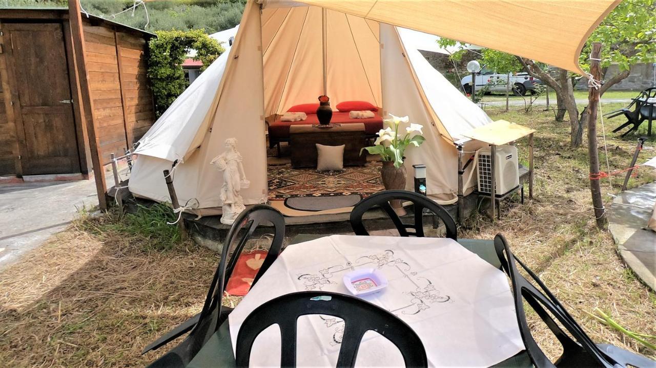Gole Alcantara Mini Glamping Lanternavacanze Motta Camastra Buitenkant foto