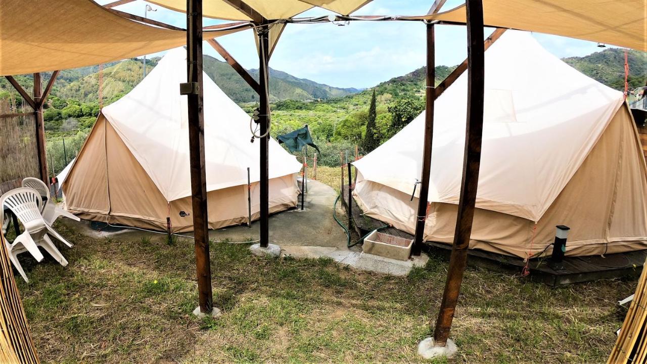 Gole Alcantara Mini Glamping Lanternavacanze Motta Camastra Buitenkant foto