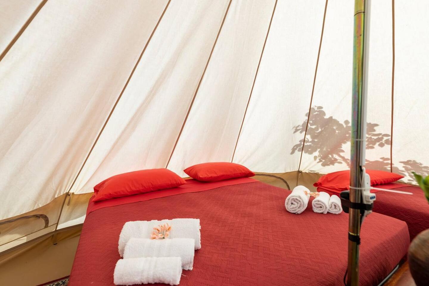 Gole Alcantara Mini Glamping Lanternavacanze Motta Camastra Buitenkant foto